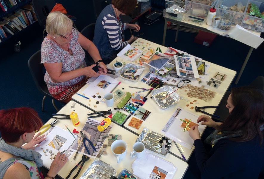 Mosaic workshop with Steph Roberts